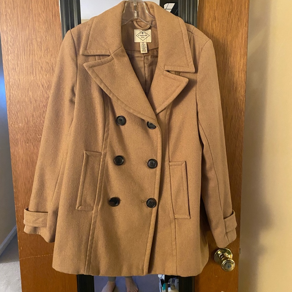 Peacoat tan women’s coat perfect for Fall Spring or Winter